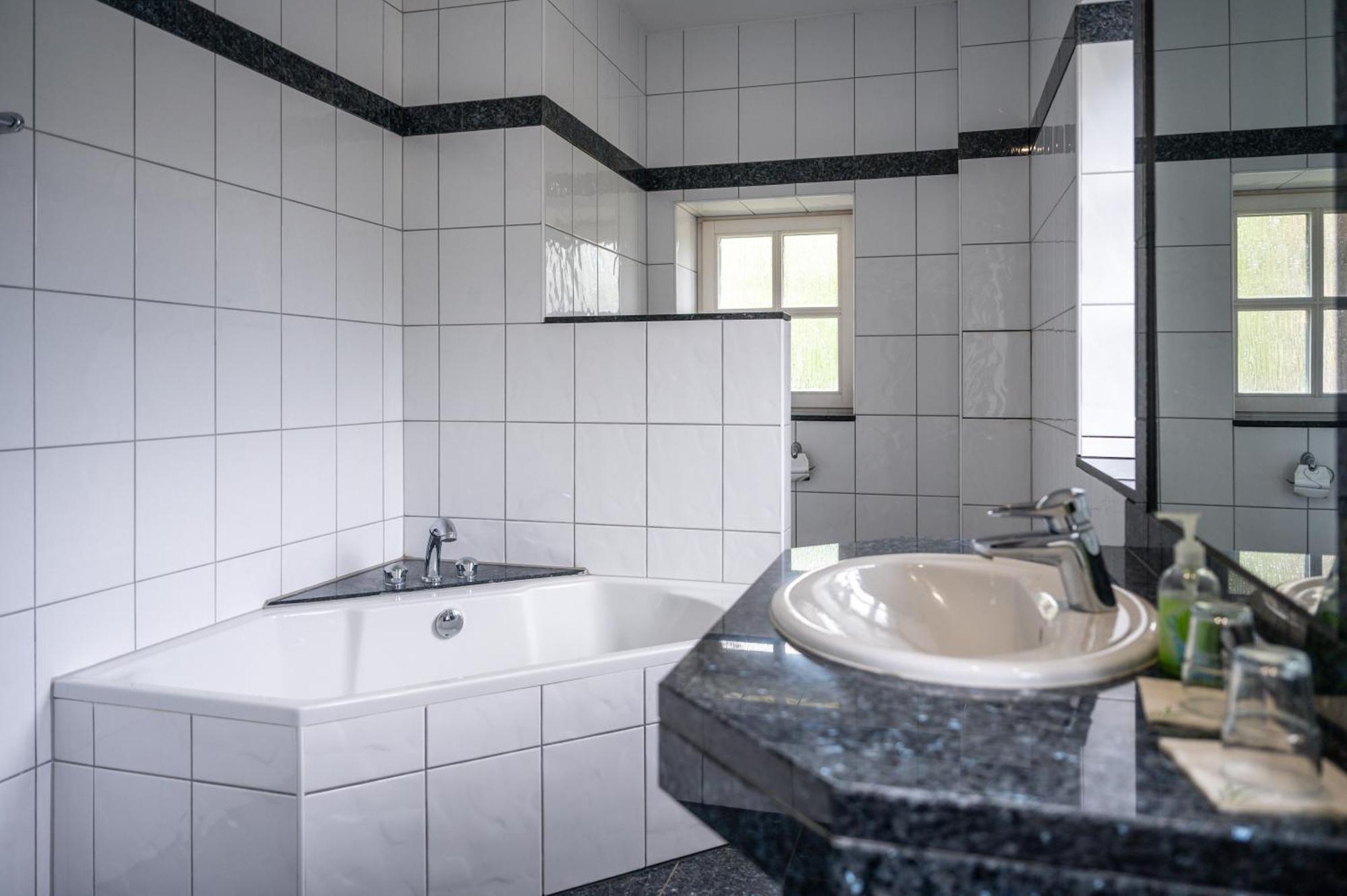 Vintage Hotel Koeln Pulheim - Kostenlose Parkplaetze Экстерьер фото